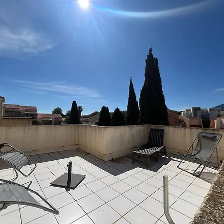 T3 A Avec Terrasse Et Parking - Fr-1-309-509